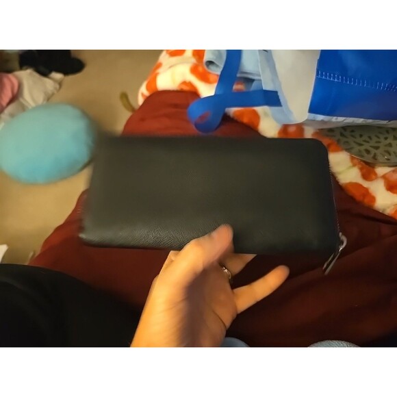 Michael Kors Jet Set Continental Travel Clutch - Black, Large - Picture 2 of 6